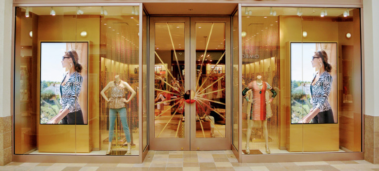 pantallas escaparate